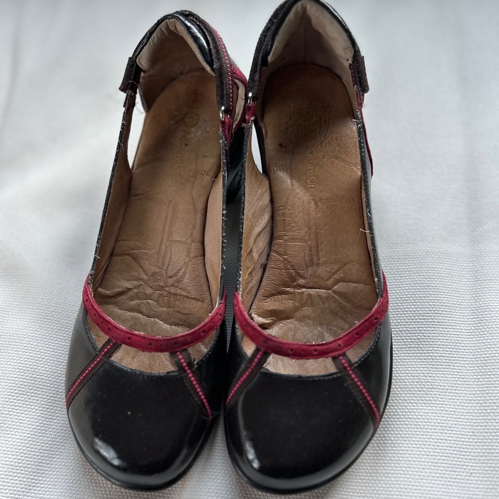 J41 shoes